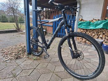 Used CUBE ACID 29 2018 2018 MTB