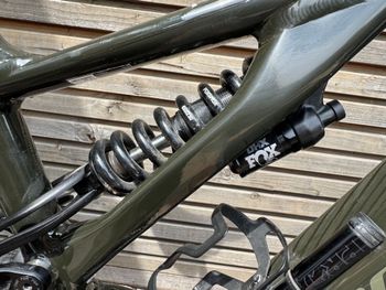 Used Specialized Turbo Kenevo Comp 2024 2024 Mountainbike, Green, 27.5 — image 15 of 21