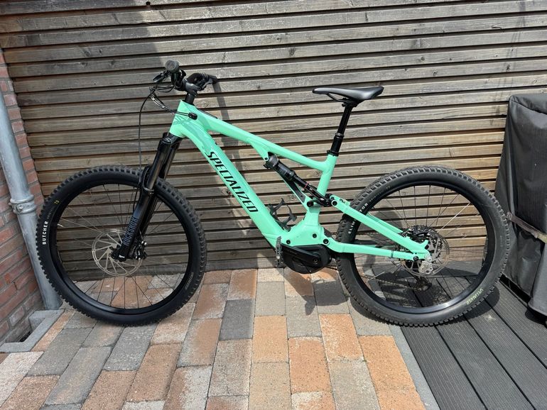 Used Specialized Turbo Levo Alloy 2022 2022 Mountainbike, Verde — image 1 of 22