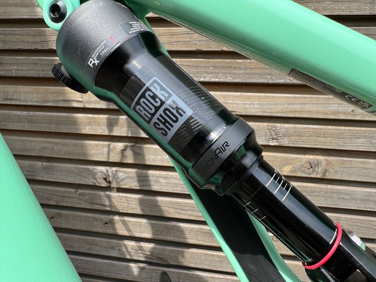 Used Specialized Turbo Levo Alloy 2022 2022 Mountainbike, Verde — image 16 of 22