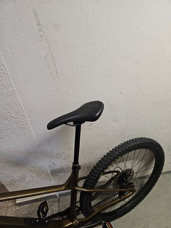 Used Orbea LAUFEY H30 2024 2024 Mountainbike, Orange, 29 — image 16 of 21