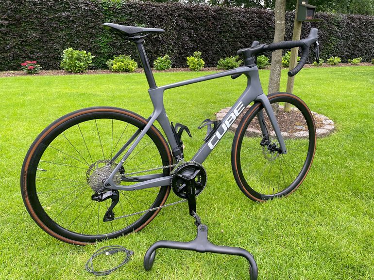 Used CUBE AGREE C:62 2023 2023 Road & Gravel, Light Gray — image 1 of 26