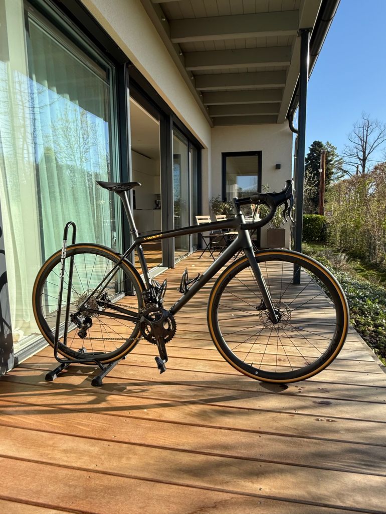 Used Specialized Aethos Ready To Paint 2022, Aufbau Campagnolo Super Record EPS, Roval Alpinist CLX 2022 Road & Gravel, Black — image 2 of 9