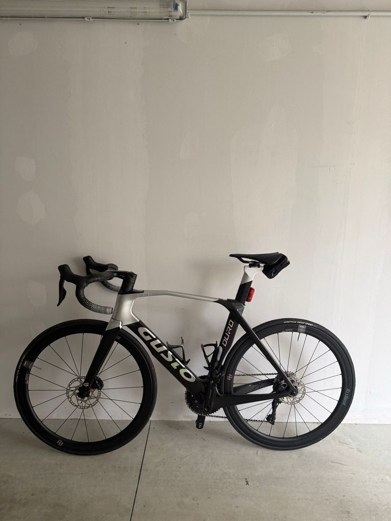 Used Gusto Gusto Custom Shimano 105 Di2 2025 Road & Gravel, Black — image 2 of 4