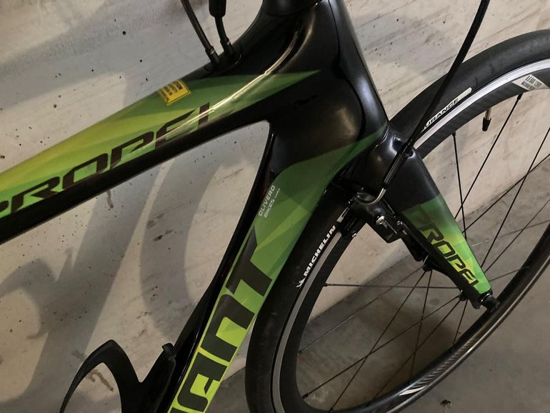 Used Giant Propel Advanced 1 2018 Road & Gravel, Black — image 2 of 4