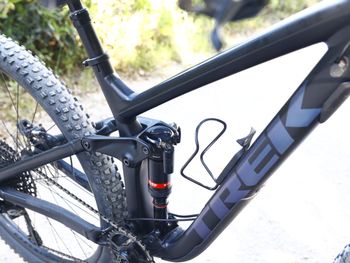 Used Trek Slash 8 2020 2020 Mountainbike, Black, 29 — image 5 of 14