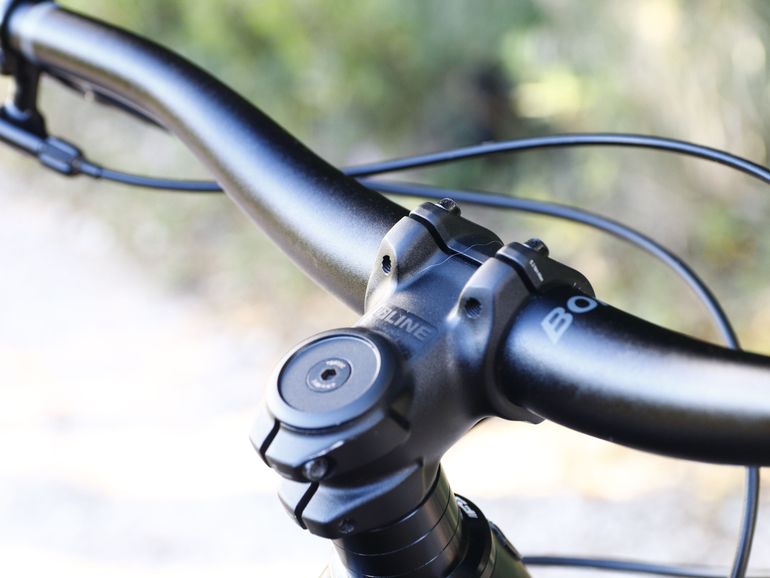 Used Trek Slash 8 2020 2020 Mountainbike, Black, 29 — image 6 of 14