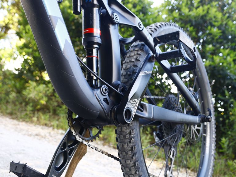 Used Trek Slash 8 2020 2020 Mountainbike, Black, 29 — image 4 of 14