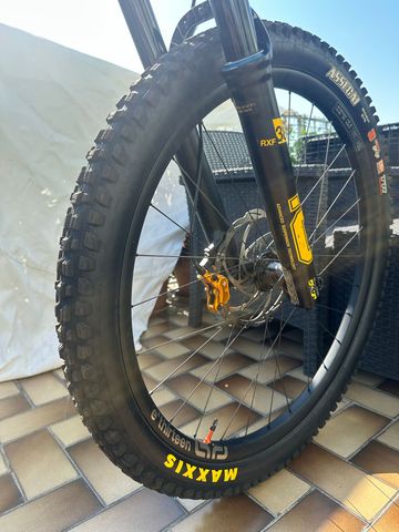 Gebrauchtes Mondraker DUNE XR 2024 2024 Mountainbike, Orange, 29, 27.5 — Bild 12 von 17