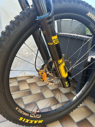 Gebrauchtes Mondraker DUNE XR 2024 2024 Mountainbike, Orange, 29, 27.5 — Bild 16 von 17