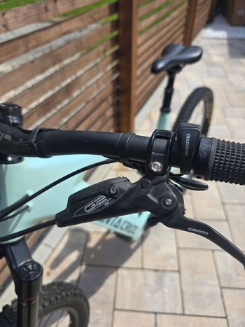 Used Santa Cruz HECKLER R 29 / Carbon C 2023 2023 Mountainbike, Green, 29, 27.5 — image 4 of 18