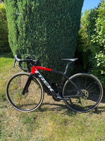 Used Trek Émonda SL 5 2021 2021 Road & Gravel, Black — image 2 of 4