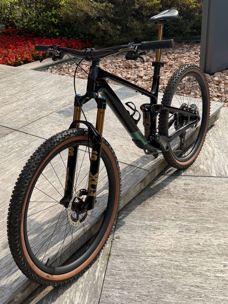 Used Trek Top Fuel 9.9 XTR Di2 Gen 4 2026 2026 Mountainbike, Black, 27.5, 29 — image 16 of 27