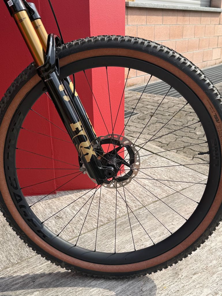 Used Trek Top Fuel 9.9 XTR Di2 Gen 4 2026 2026 Mountainbike, Black, 27.5, 29 — image 11 of 27