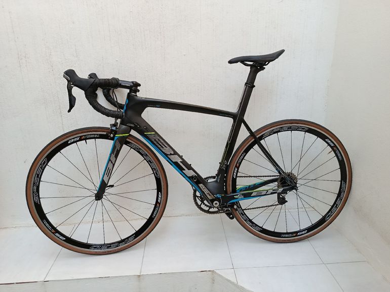 Used BH G6 SRAM Red eTap 2017 Road & Gravel, Black — image 1 of 3