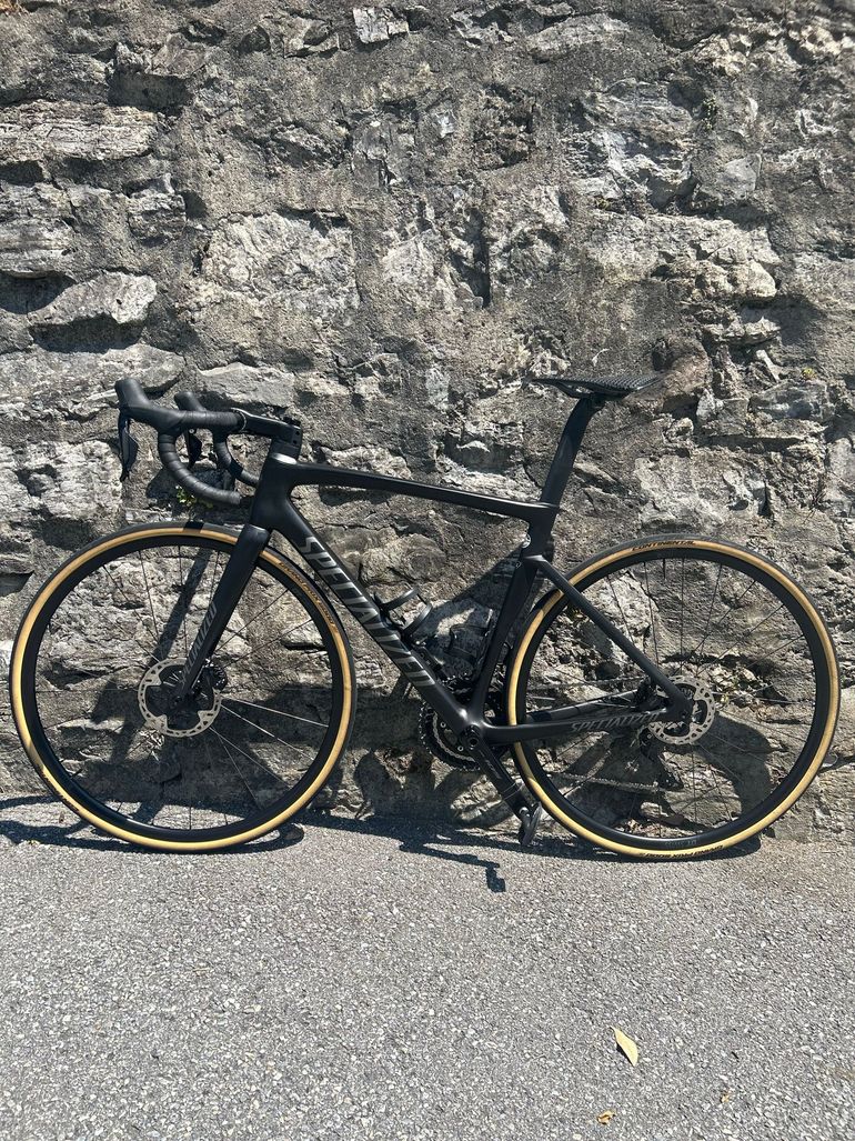 Used Specialized Tarmac Shimano 105 Di2 2025 Road & Gravel, Black — image 2 of 6