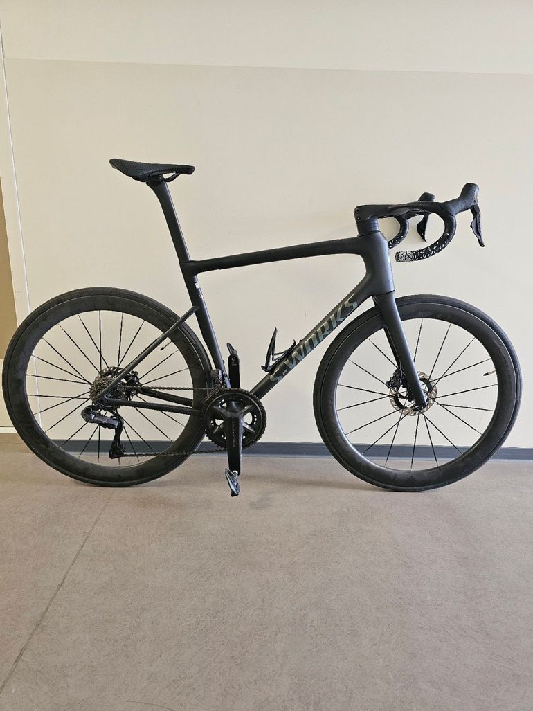 Used Specialized S-Works Tarmac SL8 - Shimano Dura-Ace Di2 2025 2025 Road & Gravel, Black — image 2 of 6