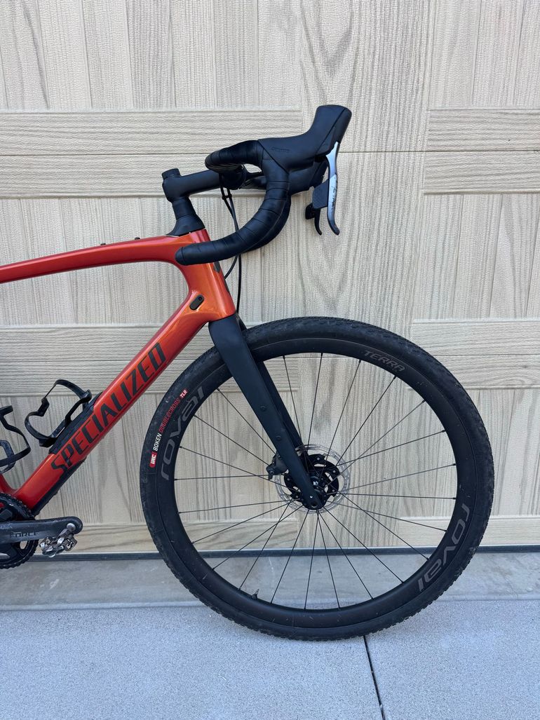 Used Specialized Diverge Pro Carbon 2021 2021 Road & Gravel, Red — image 5 of 6