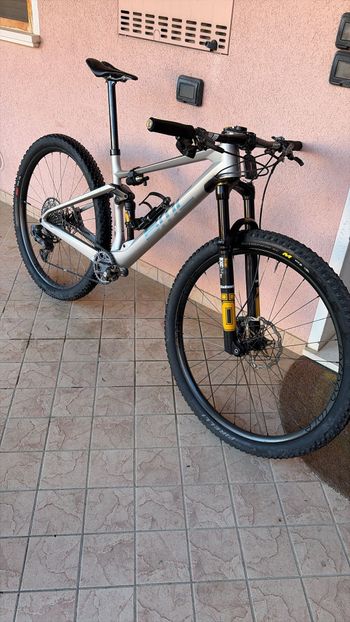 Used BMC Fourstroke 01 TWO 2022 Frameset 2022 Mountainbike, Hellgrau, 29 — image 3 of 3