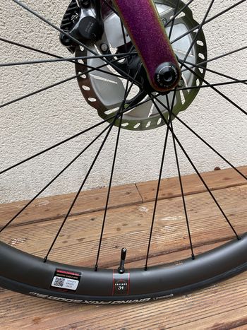 Used Cervélo R5 Ultegra Di2 2024 2024 Road & Gravel, Viola — image 10 of 12