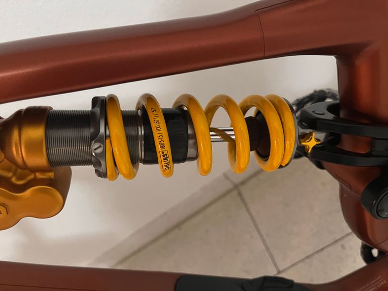 Used Specialized Stumpjumper 15 Öhlins Coil 2025 2025 Mountainbike, Red, 29, 27.5 — image 6 of 20