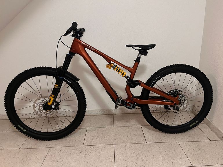 Used Specialized Stumpjumper 15 Öhlins Coil 2025 2025 Mountainbike, Red, 29, 27.5 — image 4 of 20