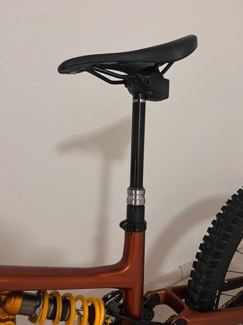Used Specialized Stumpjumper 15 Öhlins Coil 2025 2025 Mountainbike, Red, 29, 27.5 — image 8 of 20
