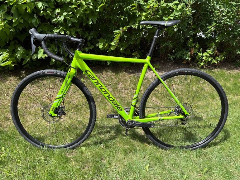 Used Cannondale CAADX Tiagra 2017 2017 Road & Gravel, Grün — image 2 of 13