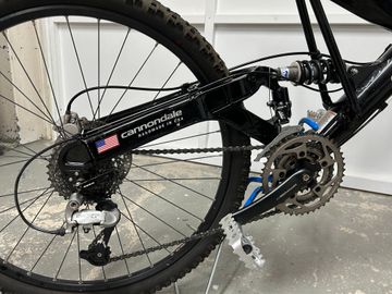 Gebrauchtes Cannondale Super V 600 2005 Mountainbike, Schwarz — Bild 4 von 8