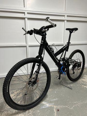 Gebrauchtes Cannondale Super V 600 2005 Mountainbike, Schwarz — Bild 2 von 8
