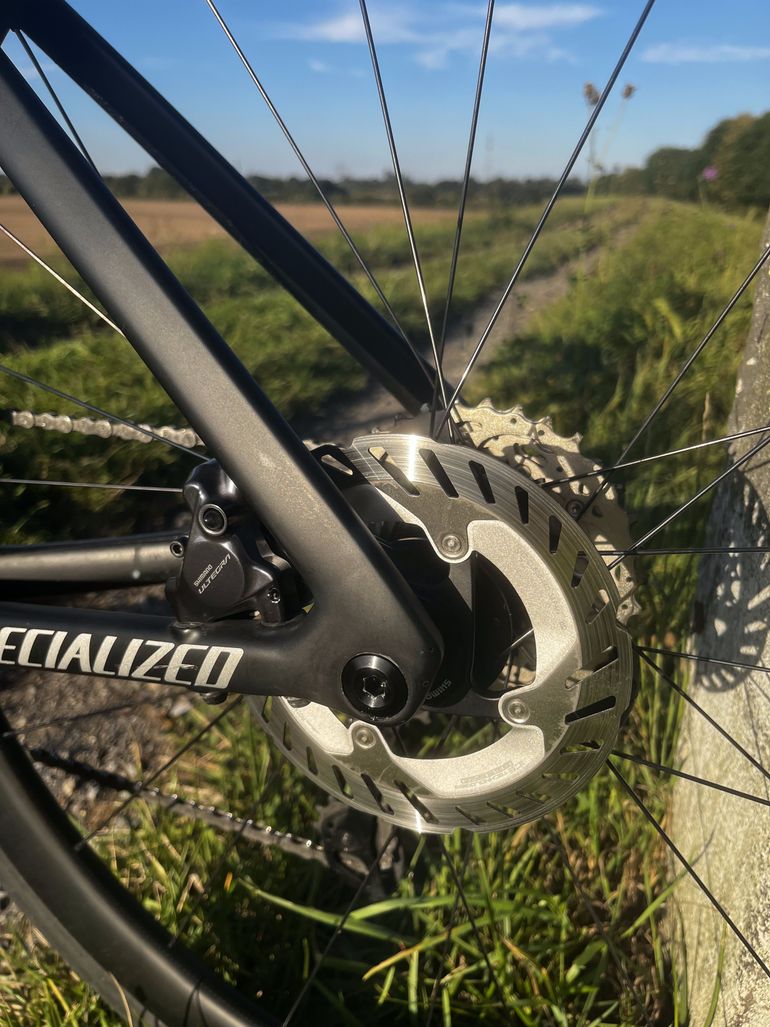 Used Specialized Tarmac SL7 Expert 2022 2022 Road & Gravel, Red — image 3 of 6