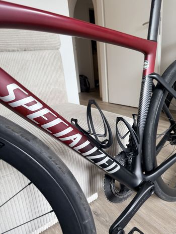 Used Specialized Tarmac SL7 Expert 2022 2022 Road & Gravel, Red — image 9 of 10