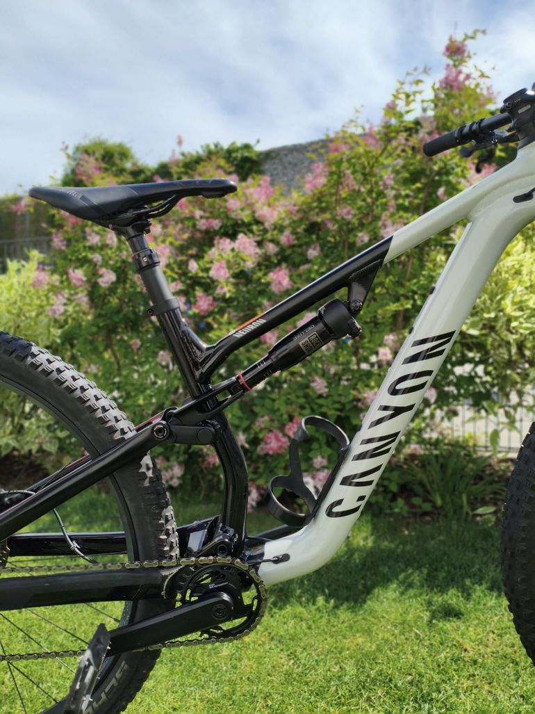 Used Canyon Neuron 5 2023 2023 Mountainbike, White, 27.5, 29 — image 2 of 7