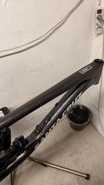 Used Santa Cruz Nomad R / Carbon C / 27.5 2020 Frameset 2020 Mountainbike, Black, 27.5 — image 14 of 14