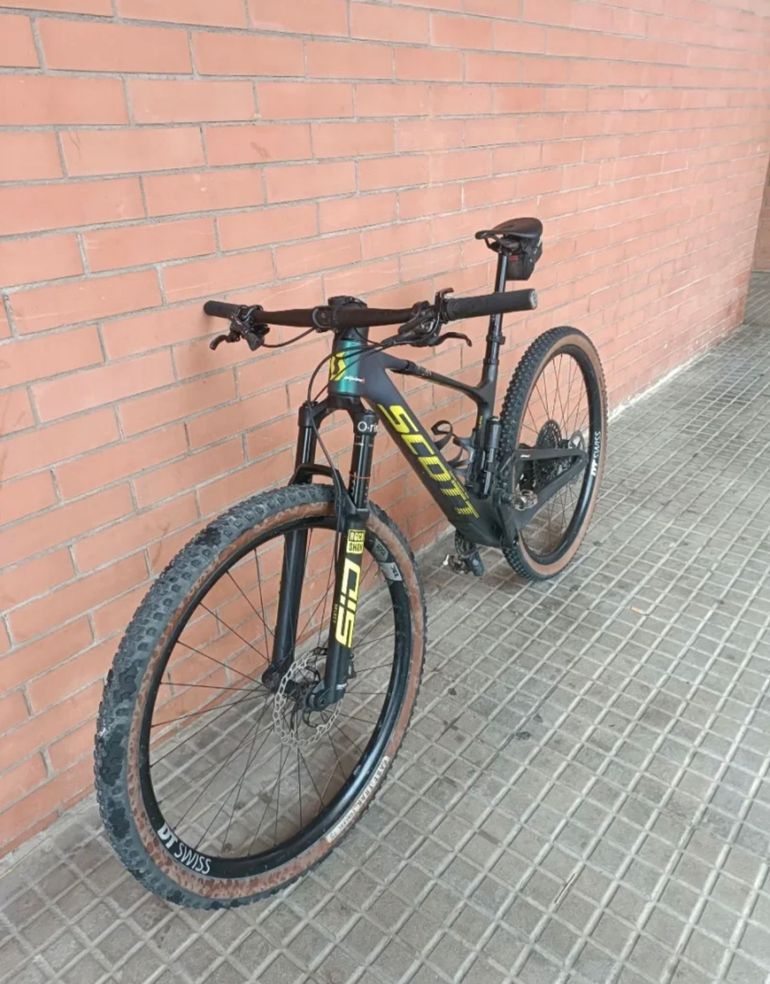 Used Scott Spark RC Team Issue AXS 2022 2022 Mountainbike, Black, 29 — image 1 of 7