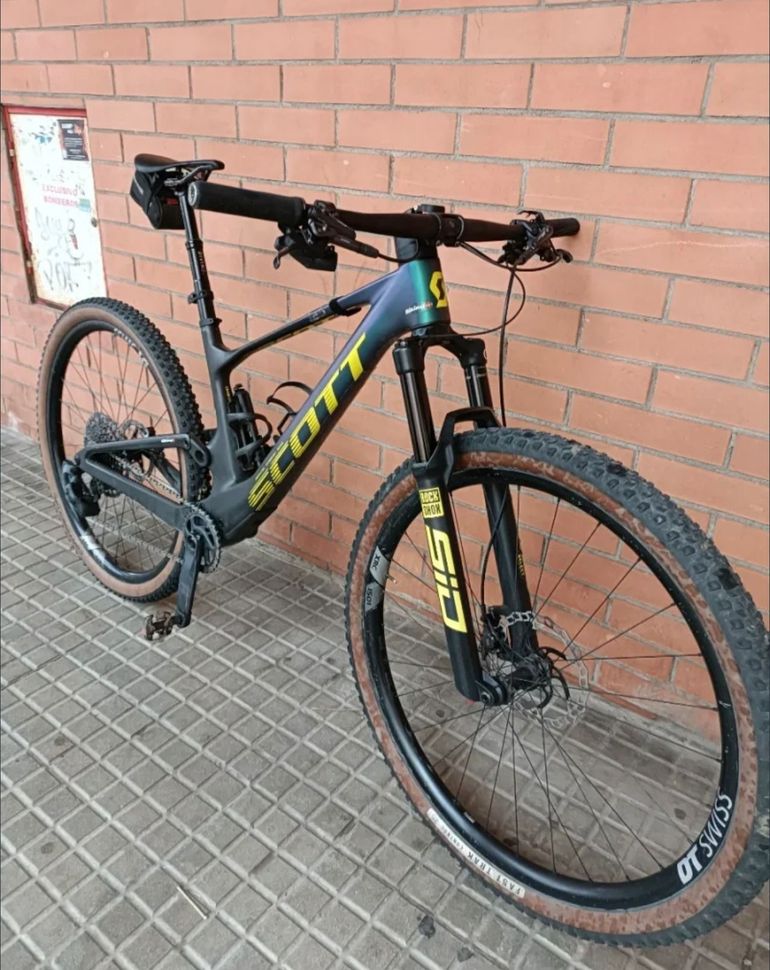 Used Scott Spark RC Team Issue AXS 2022 2022 Mountainbike, Black, 29 — image 2 of 7