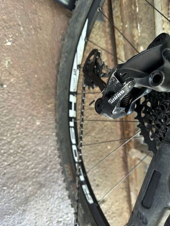 Used Focus Raven 8.6 2021 2021 Mountainbike, Black — image 9 of 10