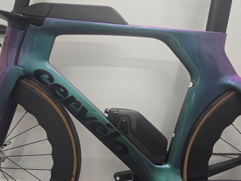 Used Cervélo P5 Force AXS 2024 2024 Road & Gravel, Blue — image 11 of 18