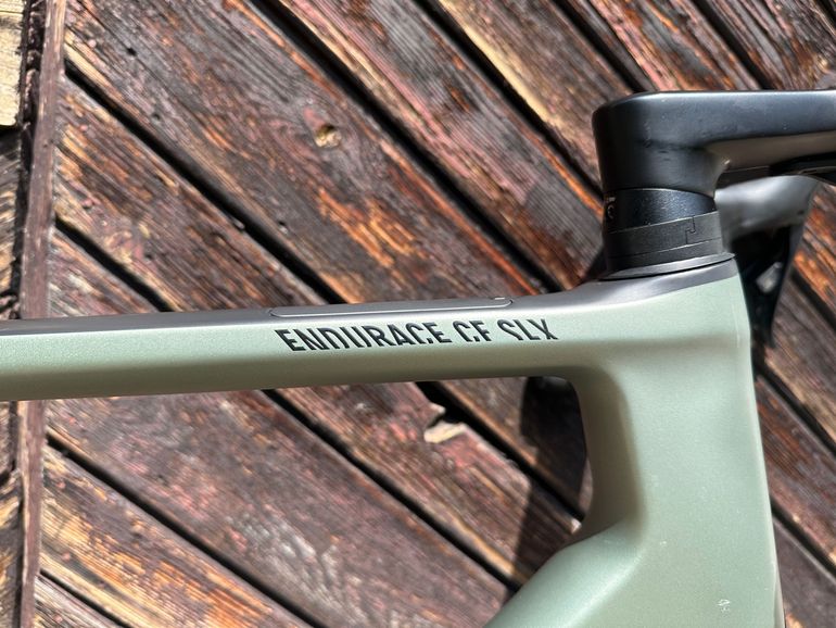 Used Canyon Endurace Shimano Ultegra Di2 2025 Road & Gravel, Green — image 2 of 7