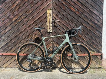 Used Canyon Endurace Shimano Ultegra Di2 2025 Road & Gravel