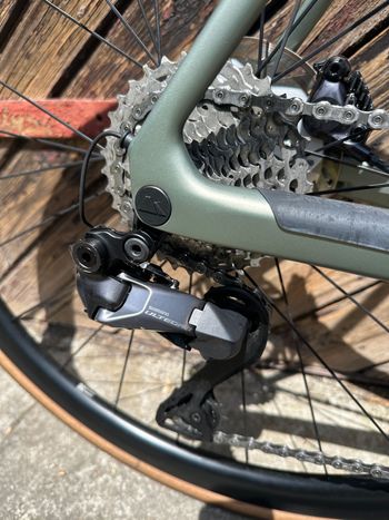 Used Canyon Endurace Shimano Ultegra Di2 2025 Road & Gravel, Green — image 4 of 7
