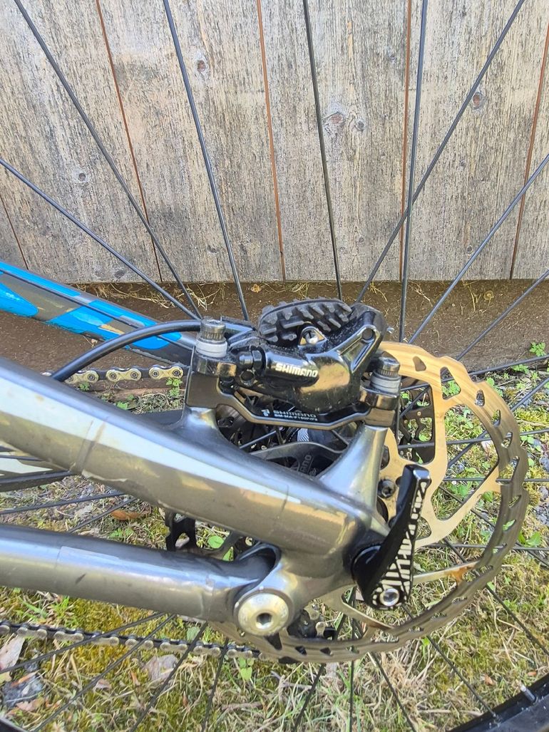 Used Specialized VTT Specialized Enduro Comp 650B 2015 Mountainbike, Light Gray — image 6 of 9