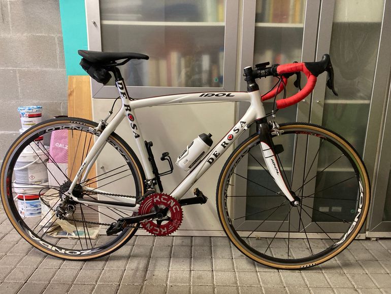 Used De Rosa IDOL 105 Bike 2020 2020 Road & Gravel, White — image 1 of 8