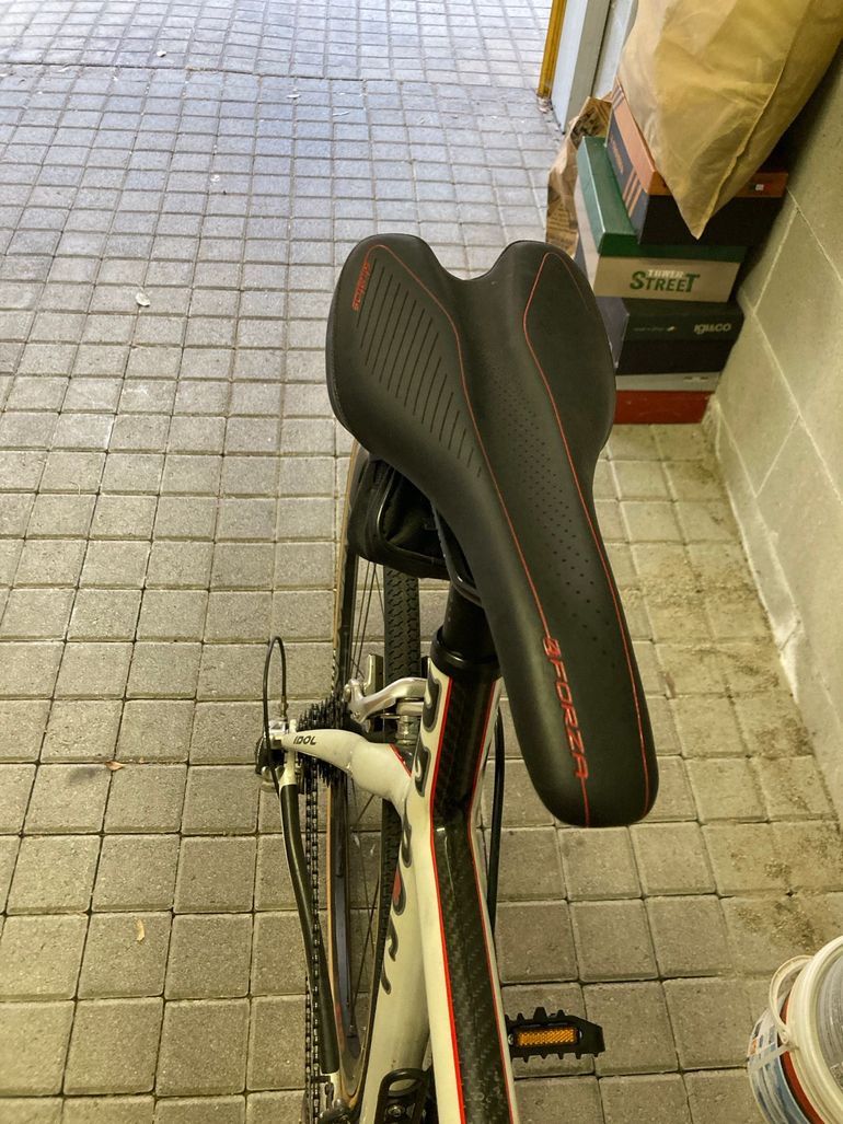 Used De Rosa IDOL 105 Bike 2020 2020 Road & Gravel, White — image 8 of 8