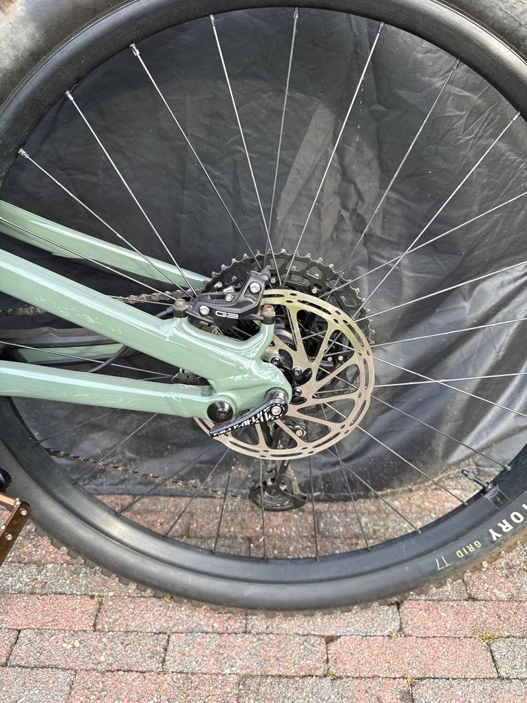 Used Specialized Stumpjumper Comp Alloy 2021 2021 Mountainbike, Green, 29 — image 7 of 8