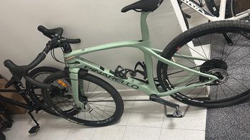 Used Pinarello Grevil GRX 2022 2022 Road & Gravel, Grün — image 6 of 6