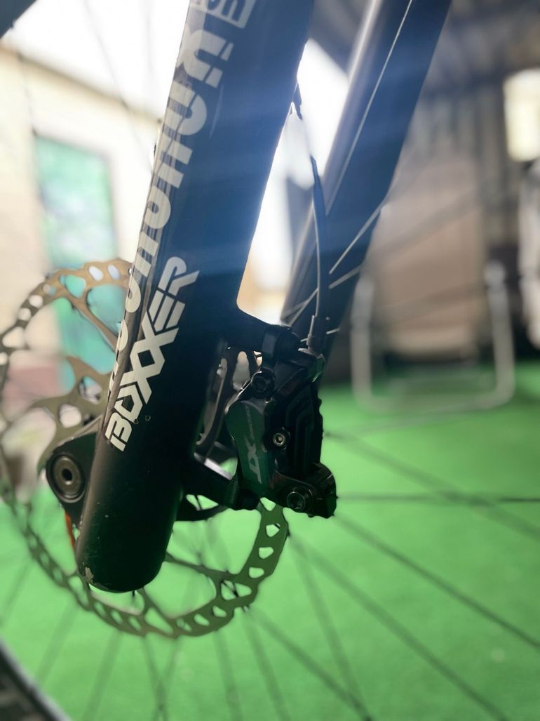 Used Trek Session 8 27.5 2019 2019 Mountainbike, Light Gray, 27.5 — image 11 of 19