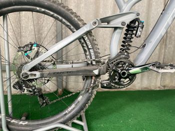 Used Trek Session 8 27.5 2019 2019 Mountainbike, Light Gray, 27.5 — image 14 of 19