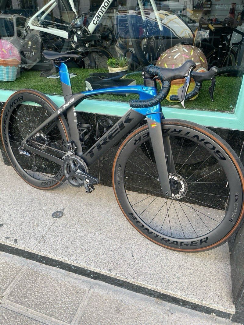 Gebrauchtes Trek Madone SL 7 2021 2021 Road & Gravel, Blau — Bild 6 von 9
