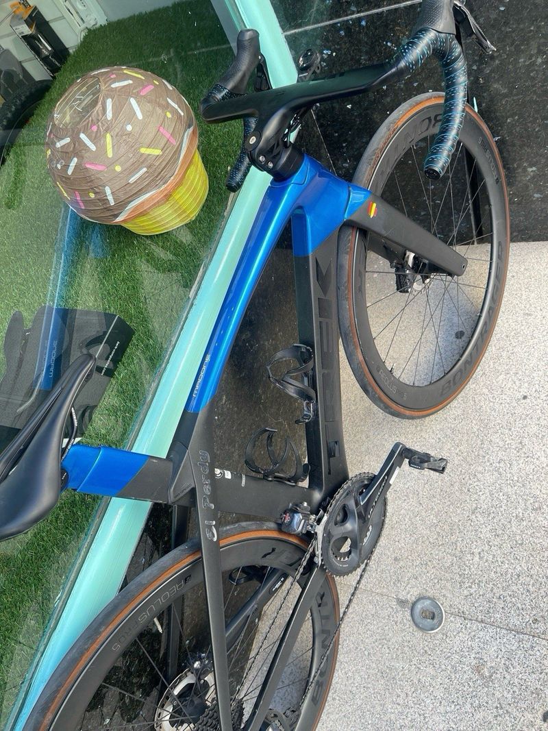 Gebrauchtes Trek Madone SL 7 2021 2021 Road & Gravel, Blau — Bild 8 von 9